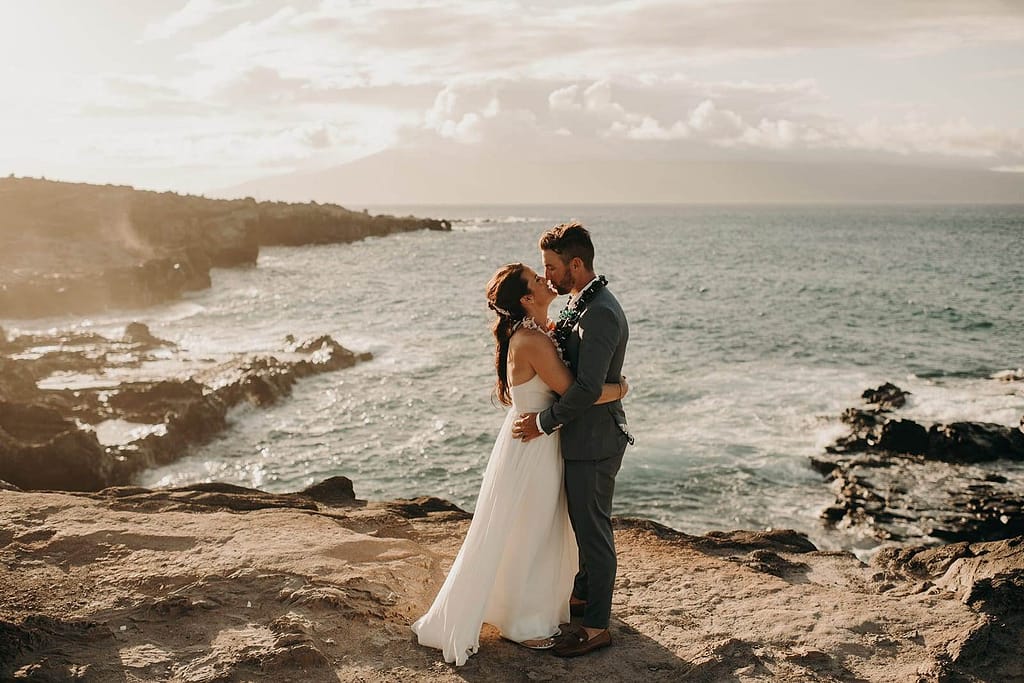 Hawaii elopement