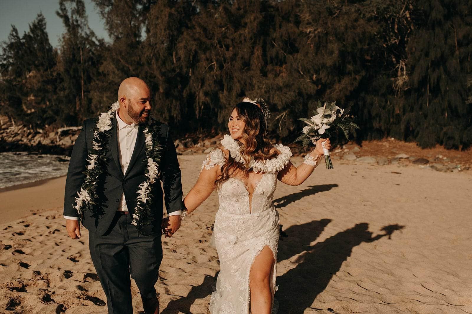 golden hour sunset elopement photos in Hawaii