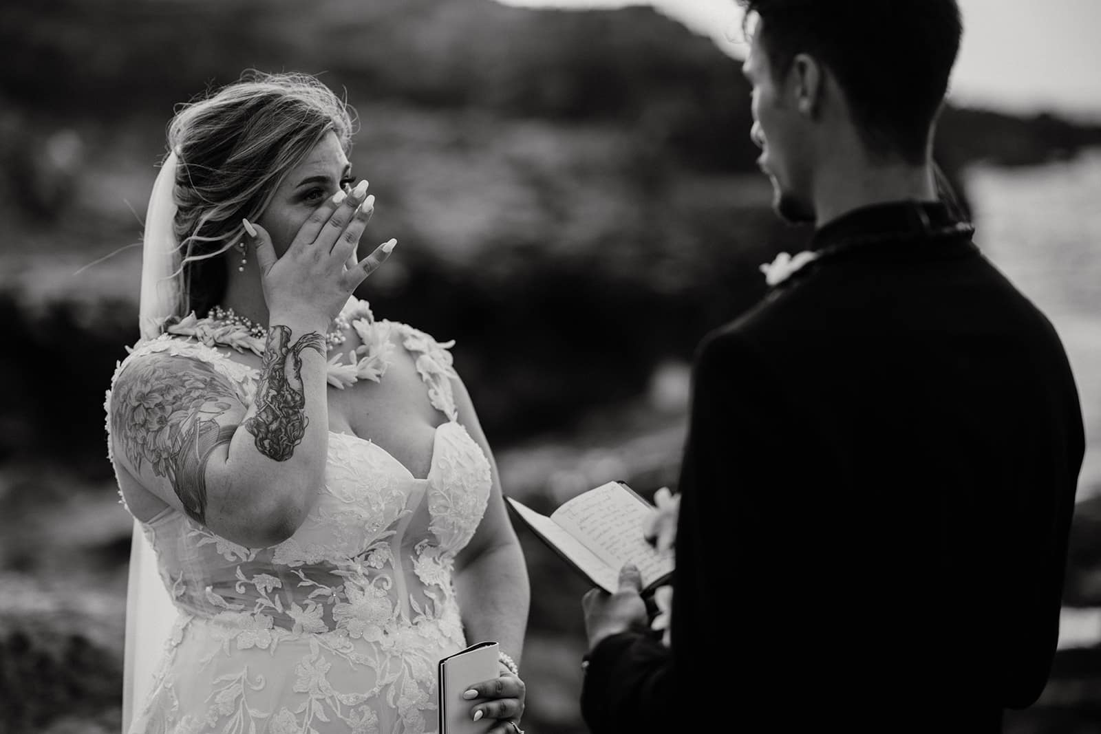 elopement beach wedding in Hawaii