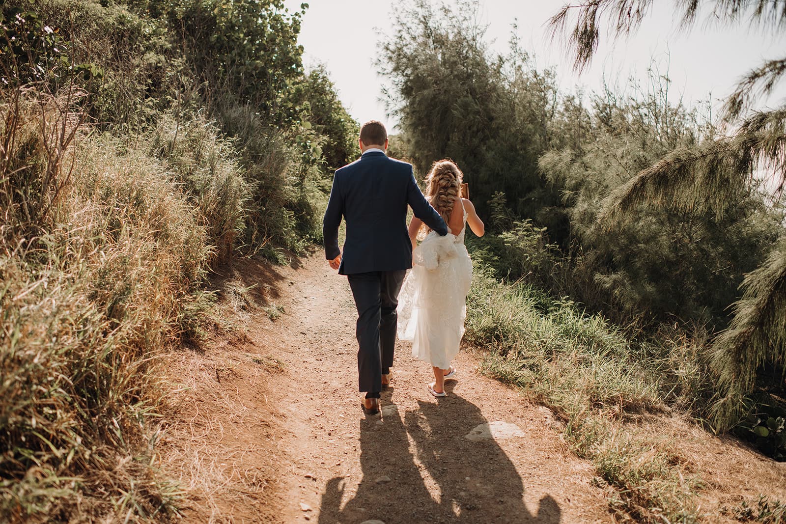 Hawaii elopement photographer
