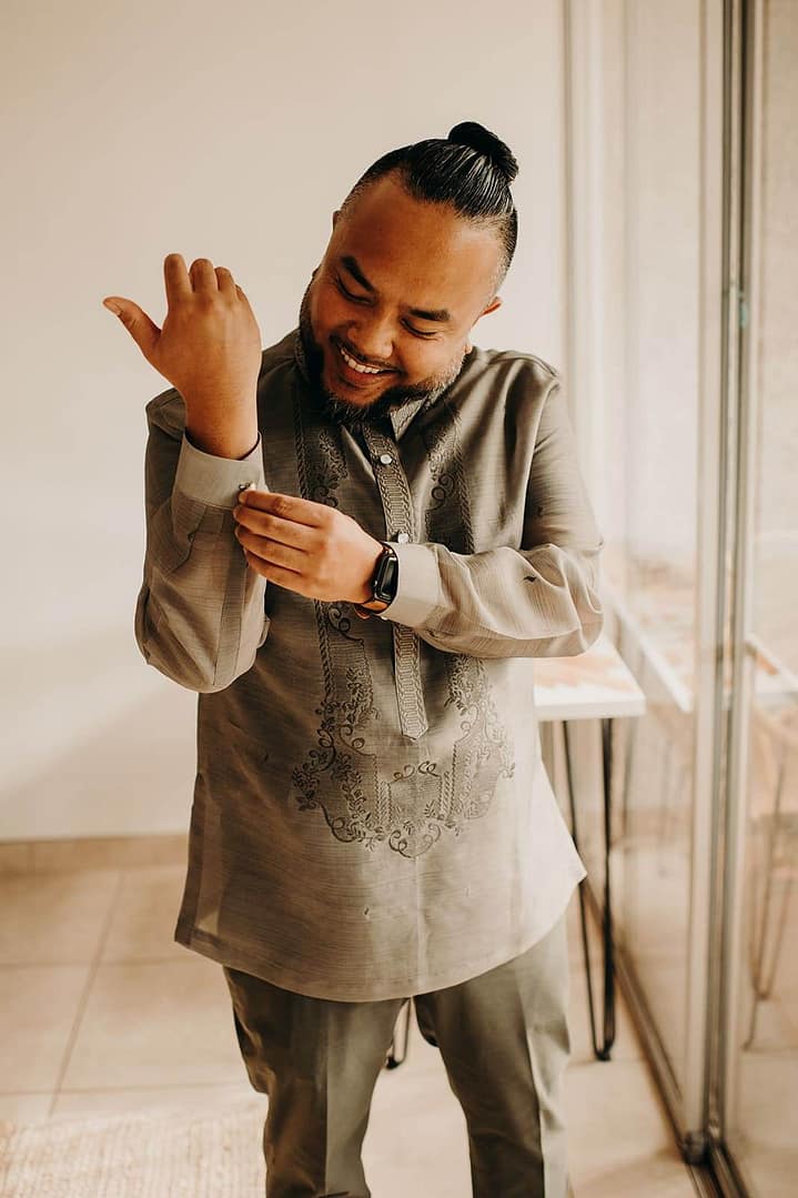Hawaii Beach elopement